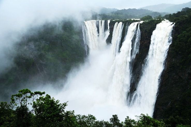 3. Nohsngithiang Waterfall